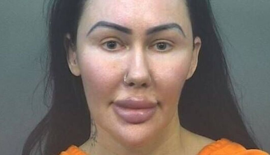 Shocking Claims: OnlyFans Star Allegedly Uses Child to Lure Subscribers