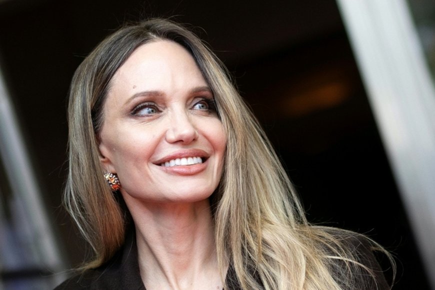 Angelina Jolie