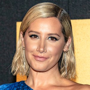 Ashley Tisdale Unveils New Year Drama with Explosive Essay