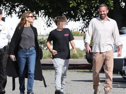 Ben Affleck and Jennifer Garner's Easter Reunion Has Fans Buzzing