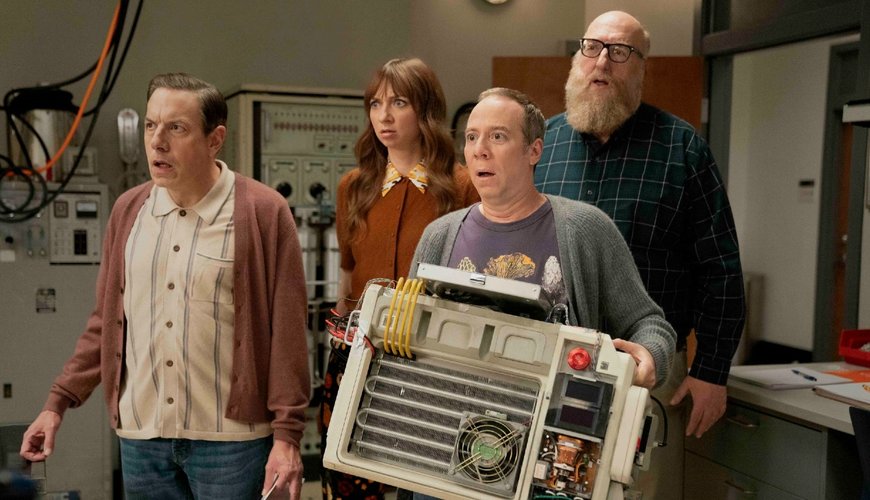 First Glimpse: 'Stuart Fails to Save the Universe' Spins Off from 'Big Bang Theory'
