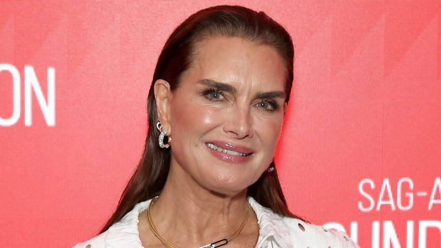 Brooke Shields on Aging Gracefully: The Temptation of Plastic Surgery at 60