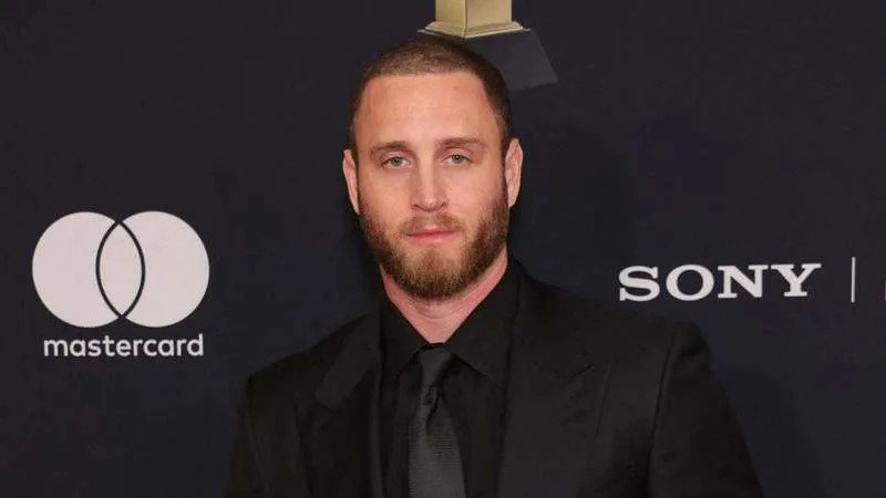 Chet Hanks Swaps Hollywood Glamour for Nashville Simplicity