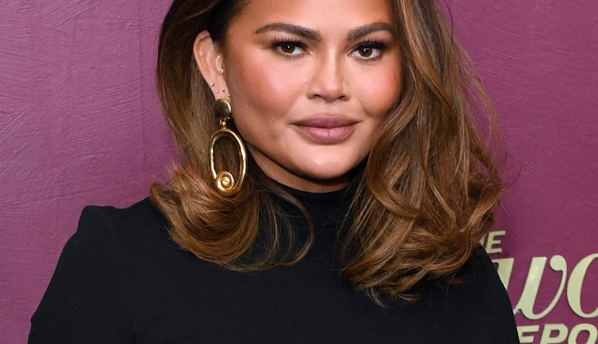 Chrissy Teigen Bares All: 52 Days Sober and Counting!