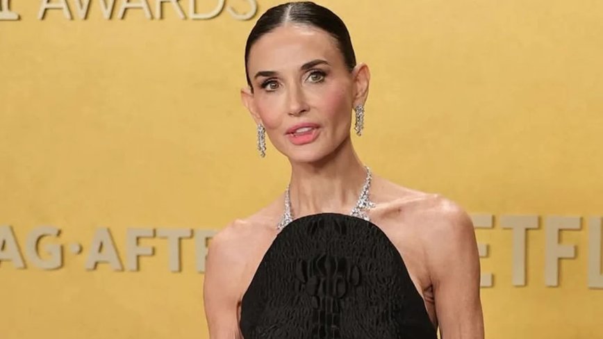 Demi Moore’s Jaw-Dropping Actor Awards Look Sparks Hollywood Beauty Debate