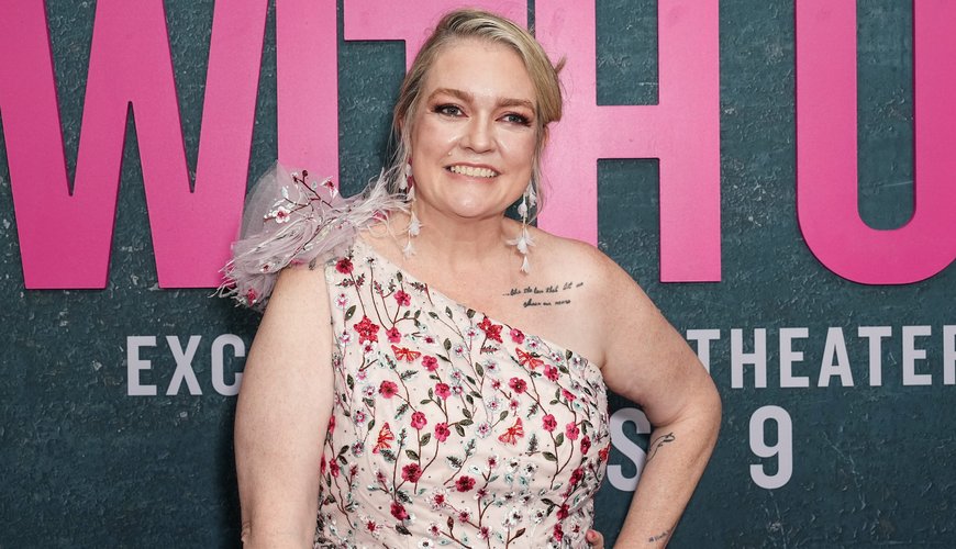 Colleen Hoover's Cancer Battle: The Fight Behind the Bestsellers