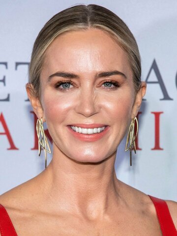 Emily Blunt's $80M Success: From Stuttering Child to Hollywood Powerhouse