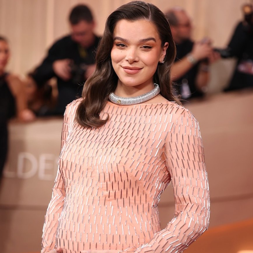 Hailee Steinfeld's Heartfelt Dive into Postpartum Bliss