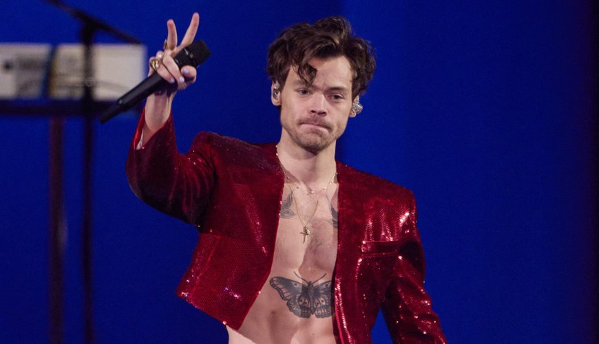 Harry Styles Drops New Album Bombshell – Fans Go Wild!