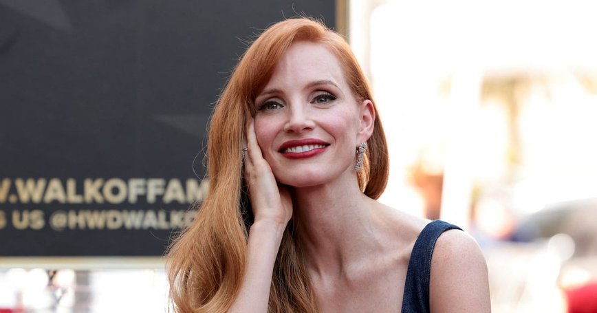 Jessica Chastain Stuns with a Dramatic New Bob at the 2026 Breakthrough Prize Ceremony