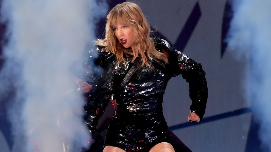 Anne Hathaway Channels Taylor Swift's Concert Magic in 'Mother Mary'