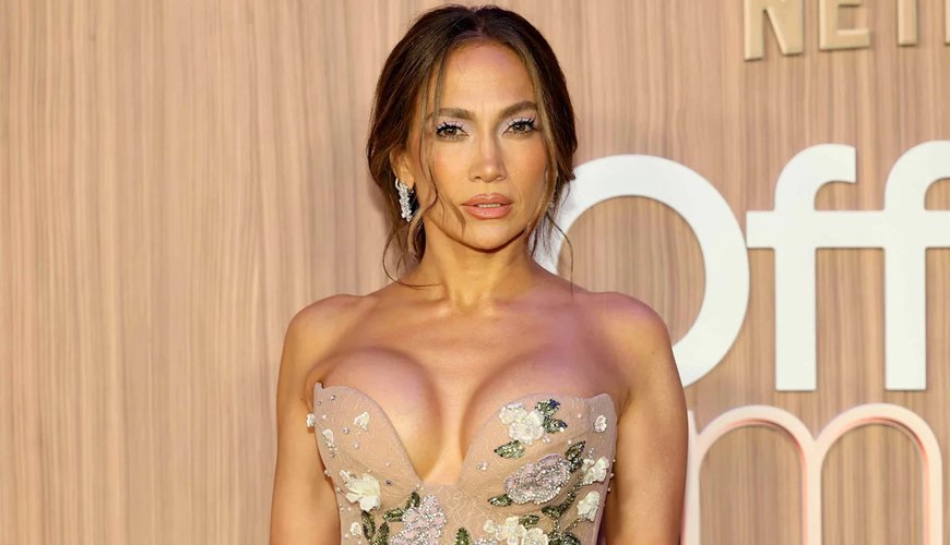 Jennifer Lopez Spills All: Her "True Romance" Fantasy and More