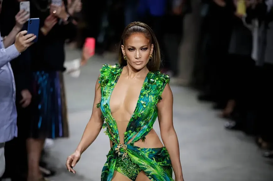 JLo's Fiery IG Video at 56 – Hollywood's Hottest Drama Unfolds