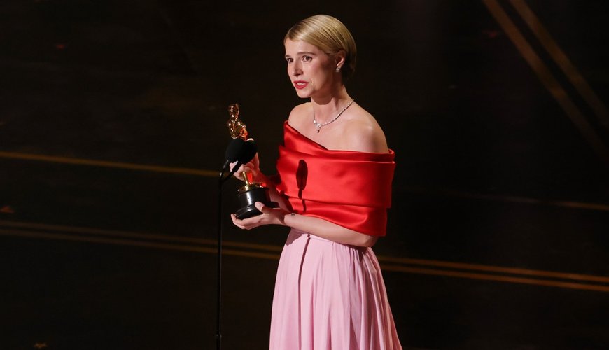 Jessie Buckley's Epic Oscar Moment: First Irish Star Drops Gaelic Bombshell in Best Actress Win