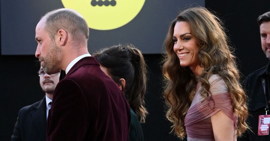 Kate Middleton's Flirty Bafta Moment Leaves Prince William Blushing