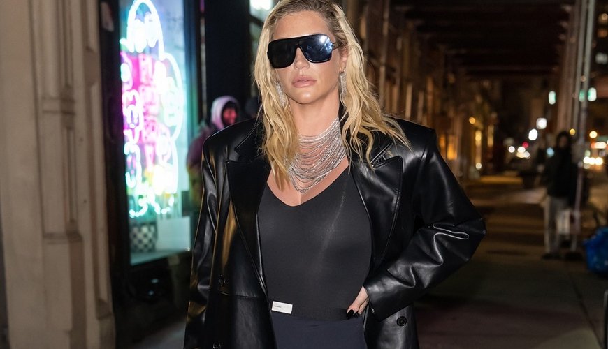 Kesha Sizzles in Nighttime Beach Bikini Shoot – Fans Can't Get Enough!
