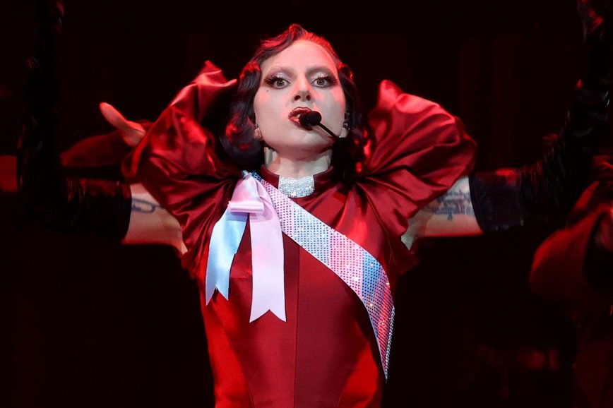 Hollywood Vibes Hit Sydney: Lady Gaga Halts Epic Tour Show After Dancer's Wild Slip