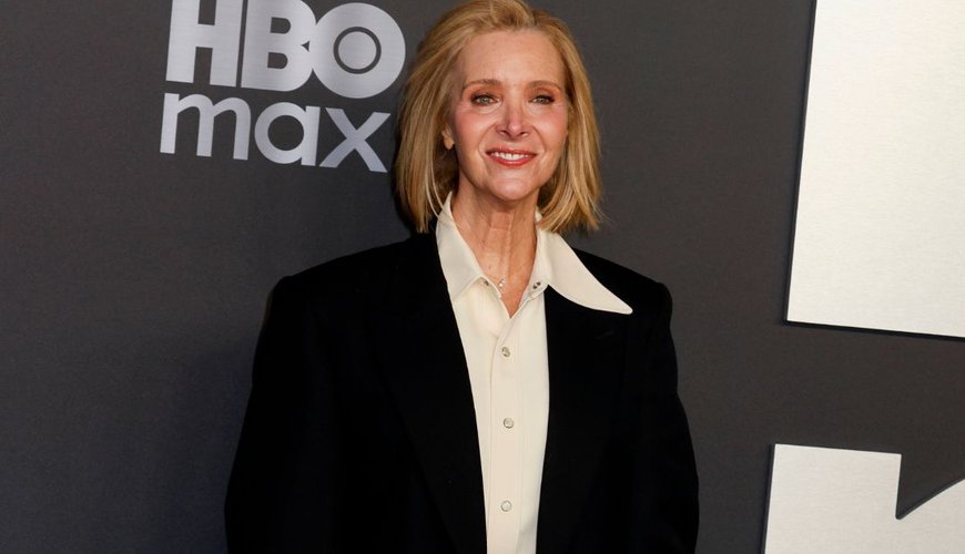 Lisa Kudrow's Valerie Cherish Outsmarts AI in 'The Comeback' Finale