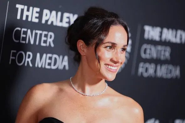 Meghan Markle's Anniversary Tribute: Paula Abdul's Sweet Shoutout Amid Photo Drama