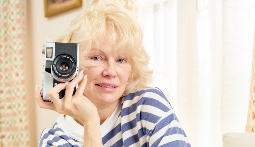 Pamela Anderson Takes a Stand: No AI Models Allowed!