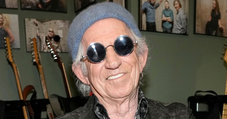 Keith Richards Hits Great-Granddad Status at 82: The Rolling Stone Keeps On Rocking!