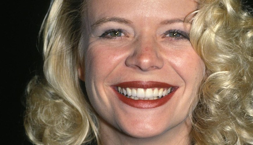 Soap Legend Marcy Walker Reemerges with Heartfelt Plea Amid Health Struggles