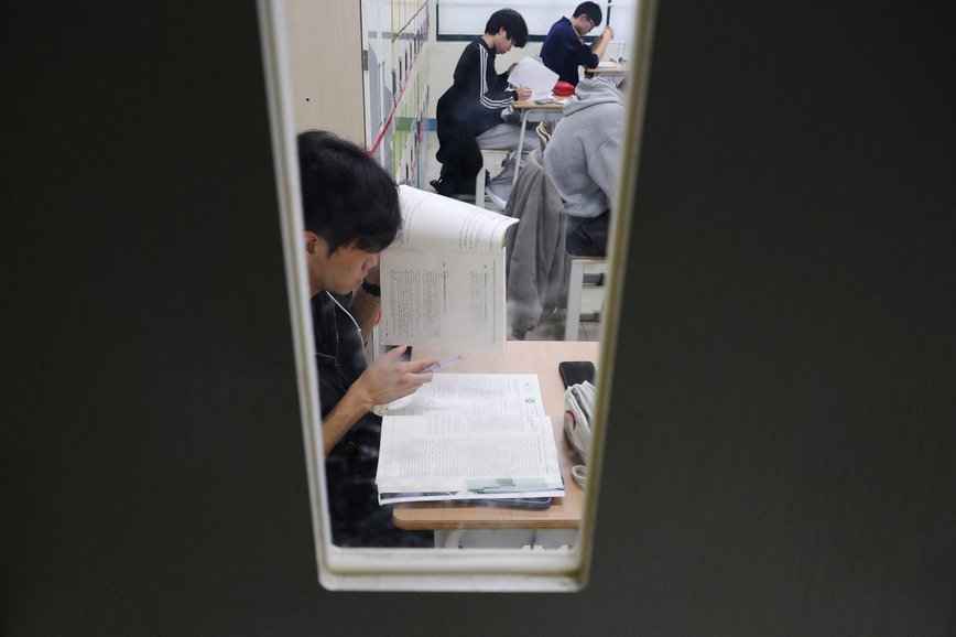 South Korea's Education Ministry Cracks Down on Test Cheating Scandal