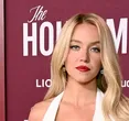 Sydney Sweeney Channels Marilyn Monroe on Red Carpet: A Celebrity Doppelgänger Moment