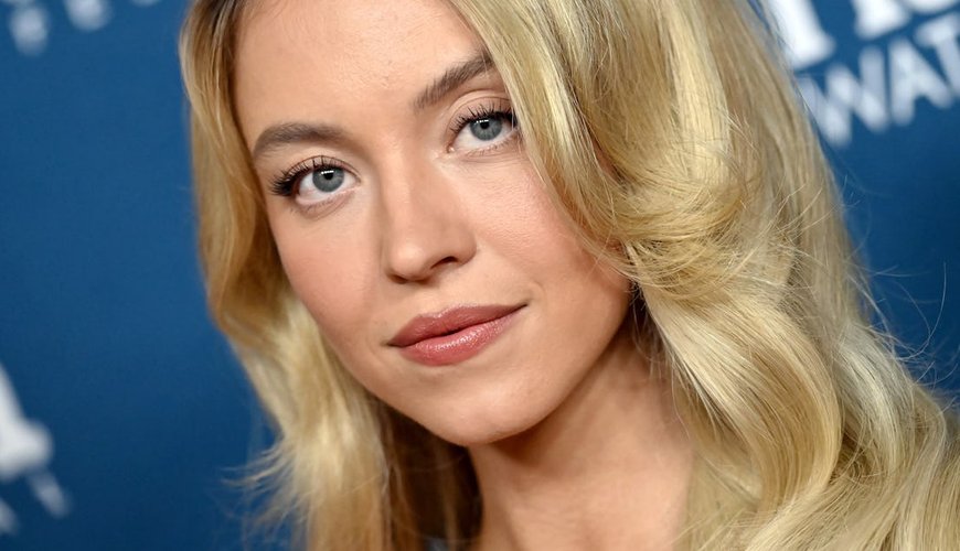 Sydney Sweeney's Marilyn Monroe Homage Shines in SoCal Glamour