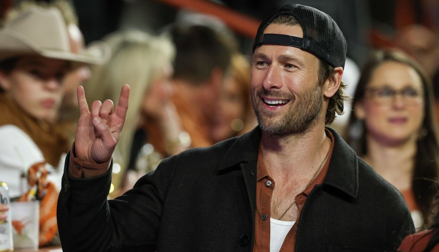 Hollywood Heartthrob Glen Powell Shocks Mercer Grads with Surprise Campus Appearance