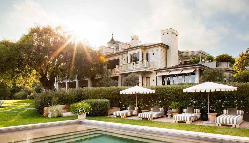 2025's Jaw-Dropping Celebrity Home Buys: Who's Spending Big?