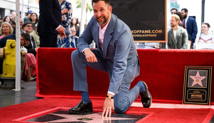 Noah Wyle Shines as Hollywood Walk of Fame Welcomes TV Icon